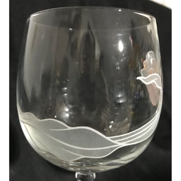 Bohemia Crystal-Crystalex Tulip Pattern Hand Blown Wine Glass Set of 3 - Picture 6 of 9
